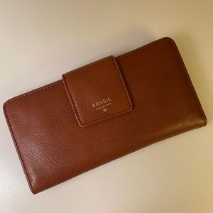Fossil Wallet